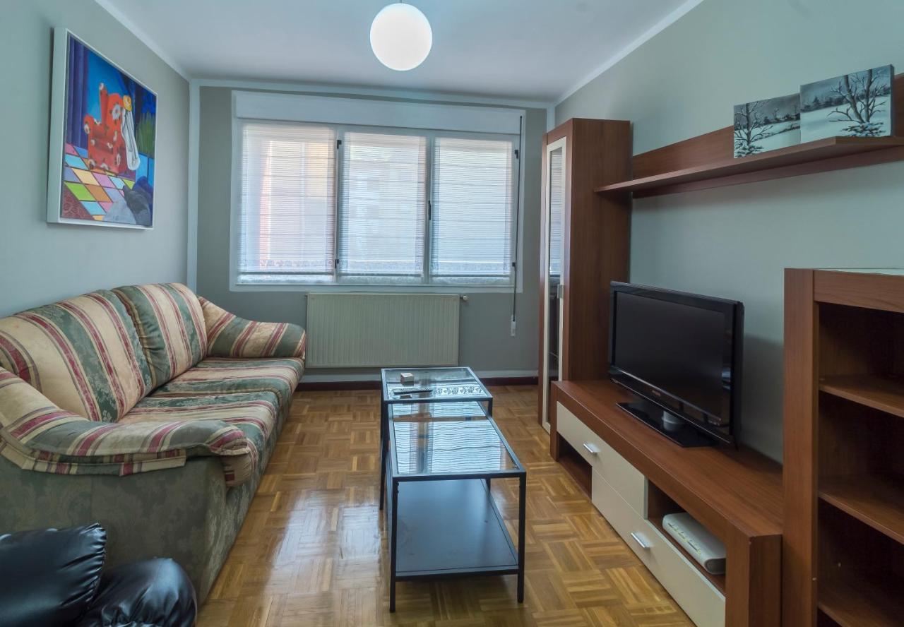 Apartamento Vital Aza ポラ・デ・レナ エクステリア 写真