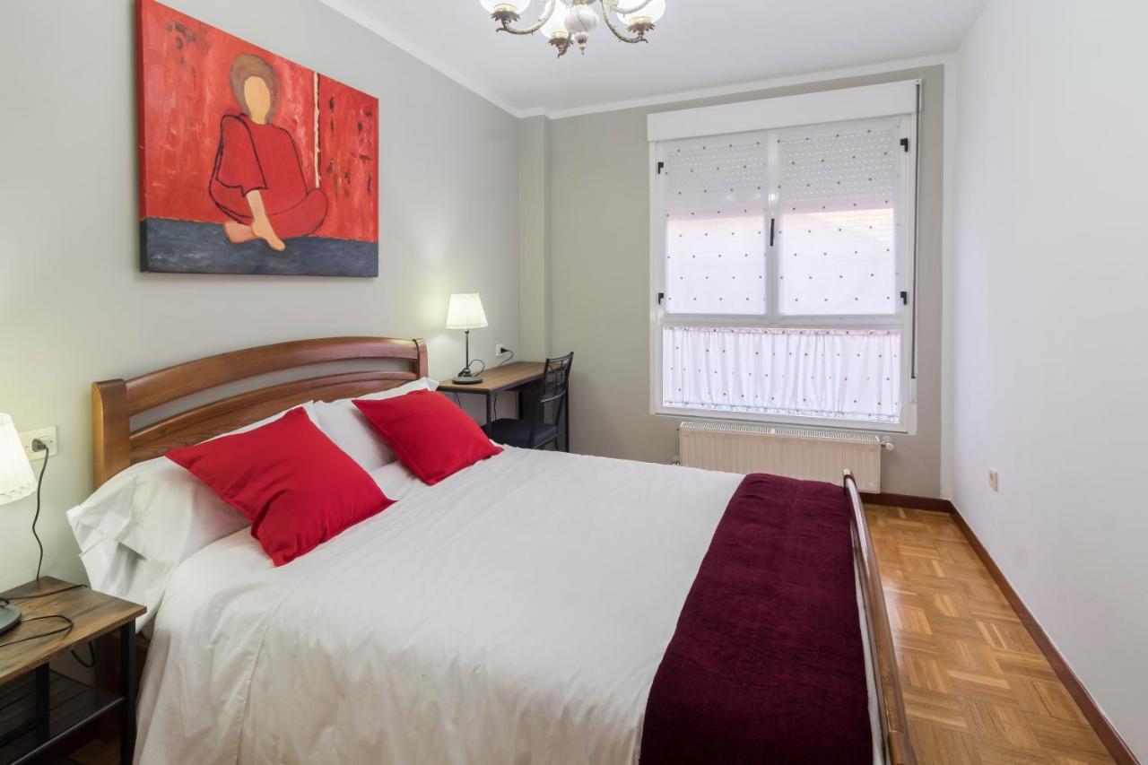 Apartamento Vital Aza ポラ・デ・レナ エクステリア 写真