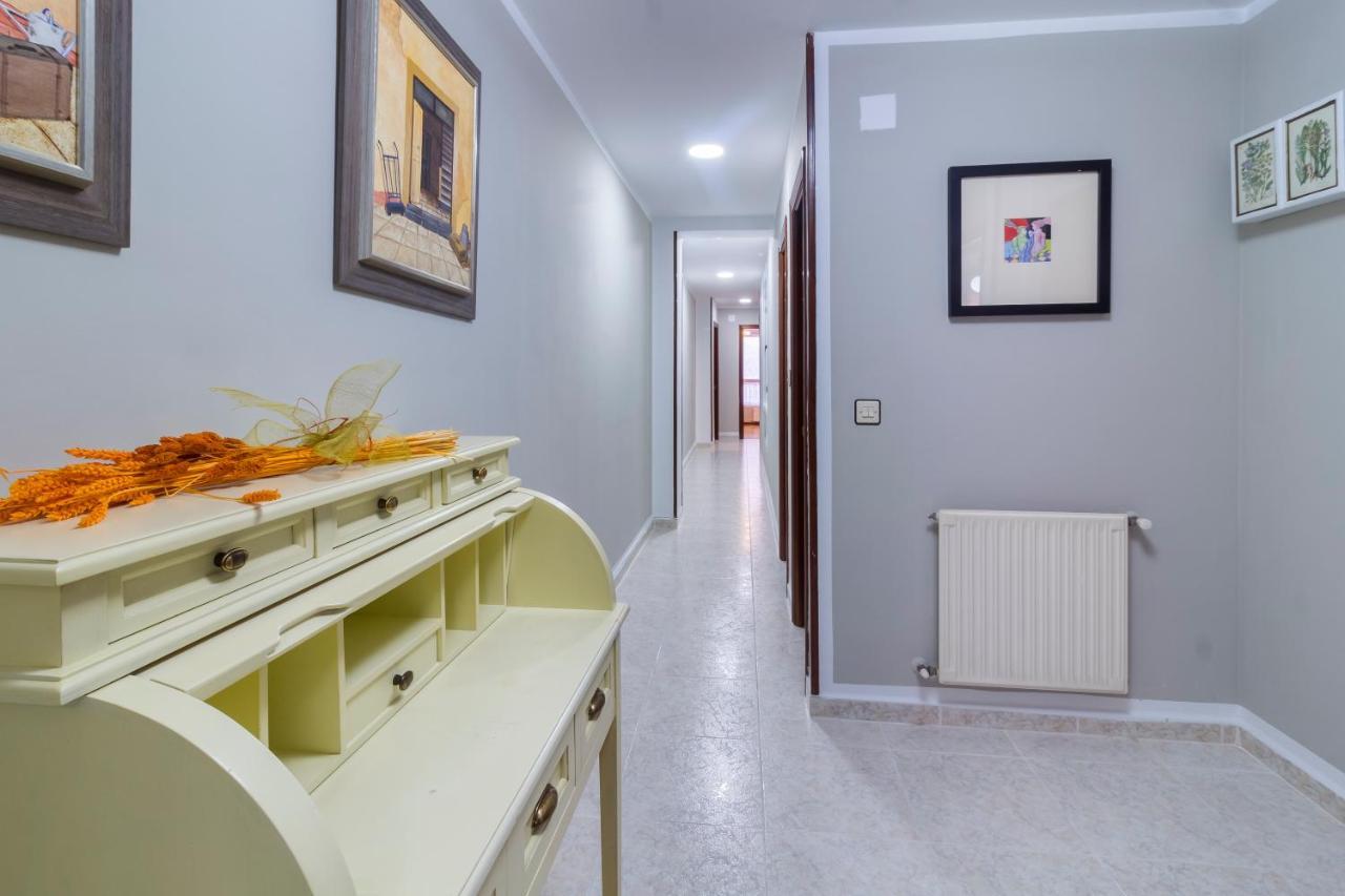 Apartamento Vital Aza ポラ・デ・レナ エクステリア 写真