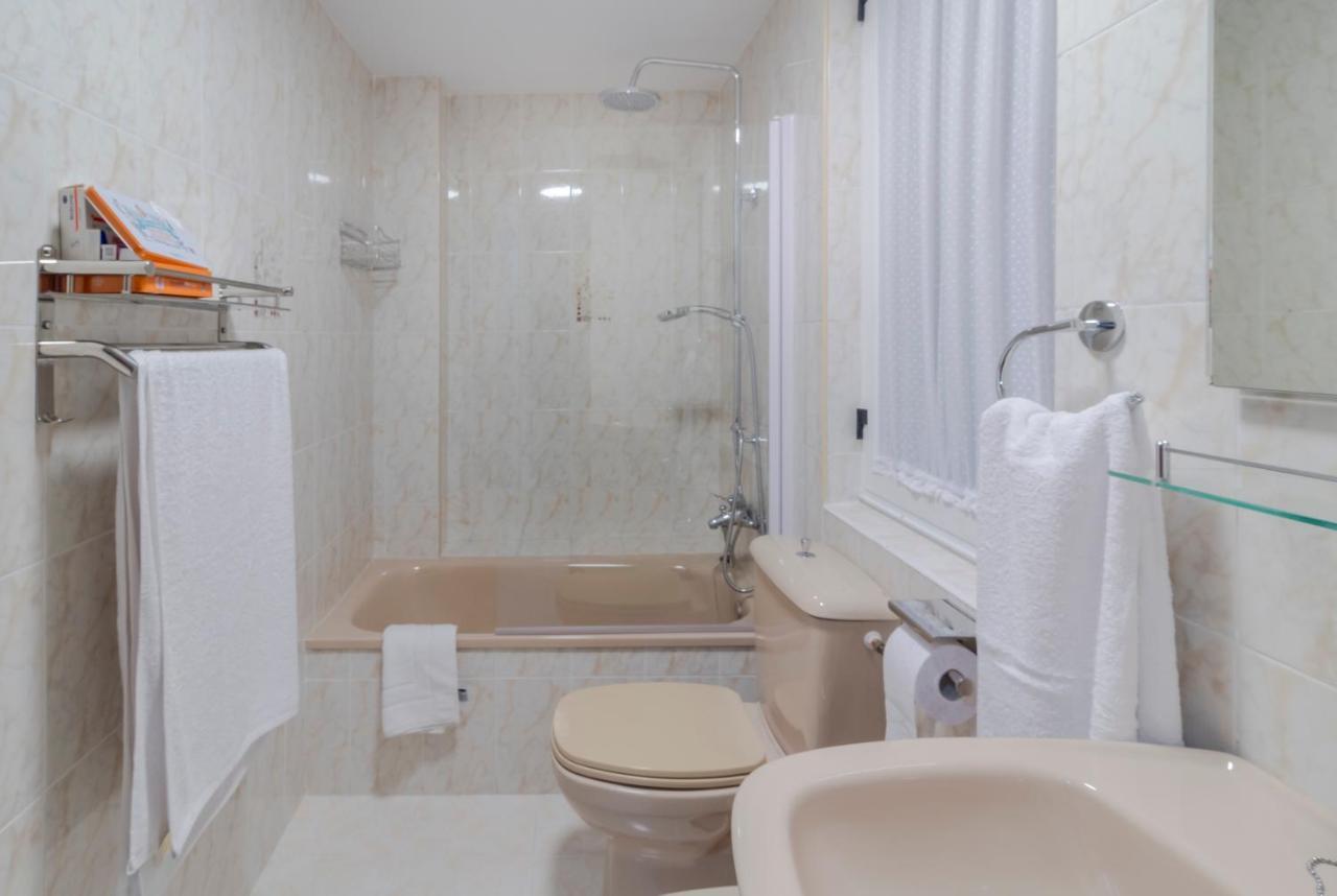 Apartamento Vital Aza ポラ・デ・レナ エクステリア 写真
